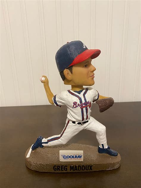 Greg Maddux Gwinnett Braves Bobblehead – Atlanta Bobbles