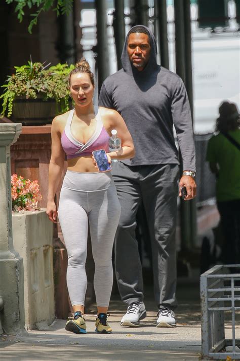 Michael strahan is reportedly leaving good morning america this summer and fans are worried 28