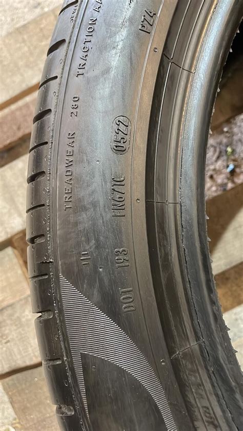 285/40 R21 109Y Pirelli PZero A01 XL DOT 0522 3mm Tread Tyre Only x1 | eBay