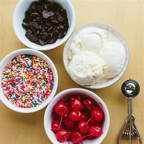 Ice Cream & Sundae Toppings - 4 Pints