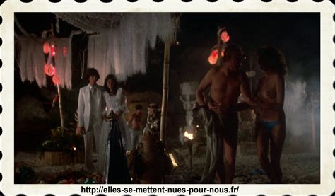 Naked Michelle Johnson In Blame It On Rio