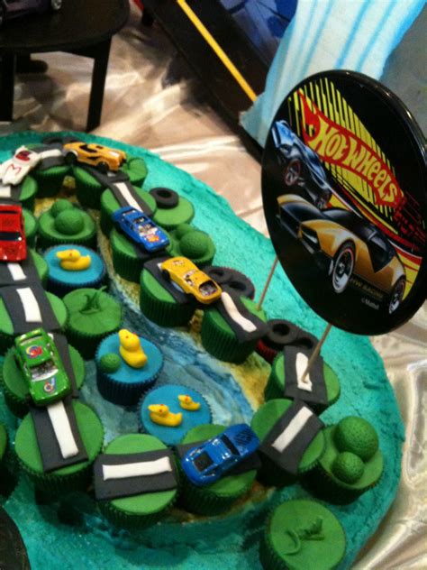 Cupcake Mania Cupcake Hot Wheels