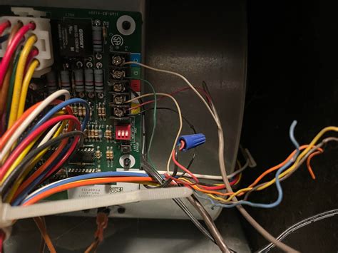 Odd wiring? : r/thermostats