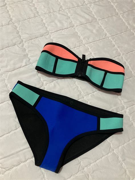 Xs Triangl Bikini Women S Fashion Swimwear Bikinis Swimsuits On Carousell
