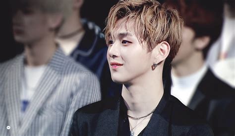 Th Nh Vi N Nu Est U S Ng S T Hot Boy T C D I Ch Nh Th C B