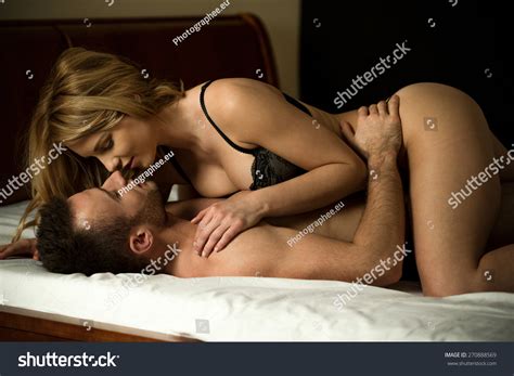 imágenes de Naked women having sex men Imágenes fotos y vectores de stock Shutterstock