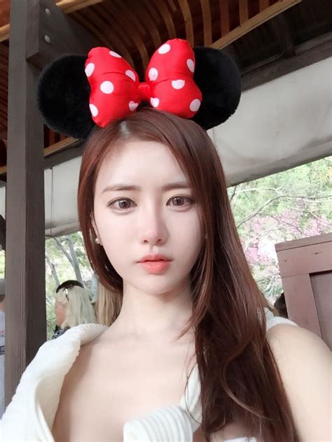 Hot Girl H N Qu C N I Nh C N V Ng Cong G I C M Anh Gai Xinh K