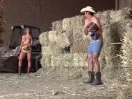 Naked Esmeralda Cervantes in El señor de los cuernos