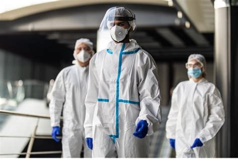 5 PPE Essentials In The Healthcare Setting - NaturalHealth