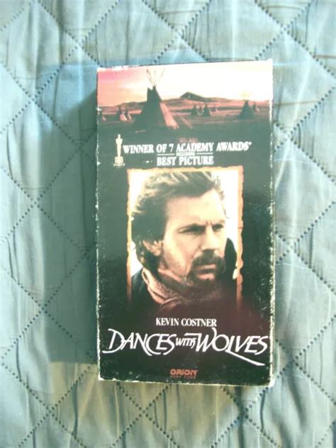 DANCES WITH WOLVES VHS Kevin Costner Mary McDonnell Graham Greene 0