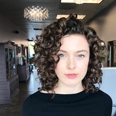 39 Eye Catching Short Curly Bob Haircuts Belletag