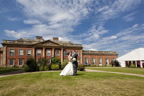 Yvonne Lishman Photography: Colwick Hall Nottingham - Victoria & Mark