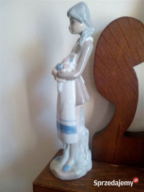 Porcelana Casades Figurka Kobiety Gniezno Sprzedajemy Pl