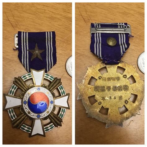 Korean army medal : r/whatisthisthing