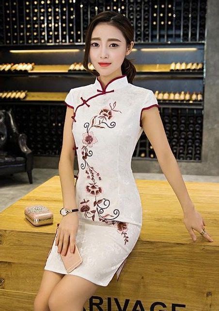 Cheongsam Revival Traditional Asian Clothing Cheongsam Dress Qipao Asian Outfits Chinese