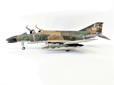 Tamiya Mcdonnell F C D Phantom Ii Scale Kit Off