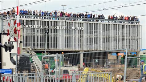 Veel Bekijks Bij Werkzaamheden Harselaartunnel Barneveldse Krant