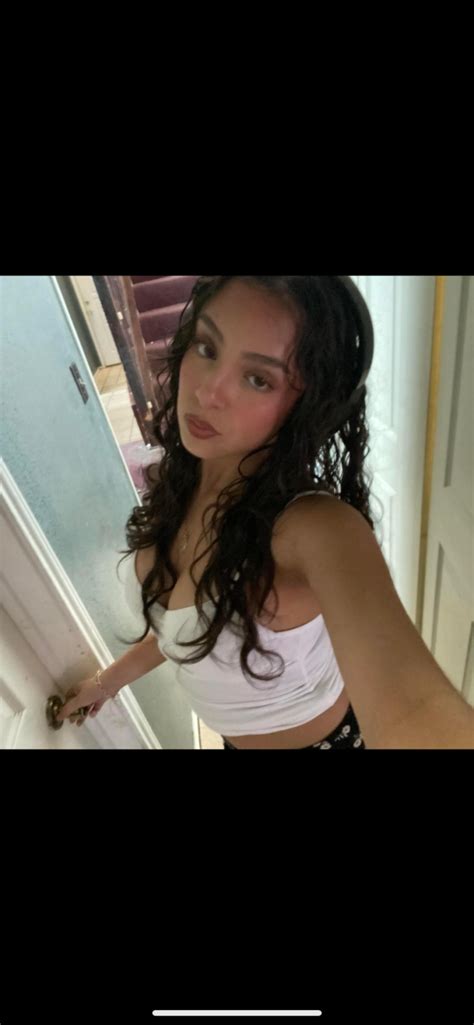 Cute Latina Teen EroMe