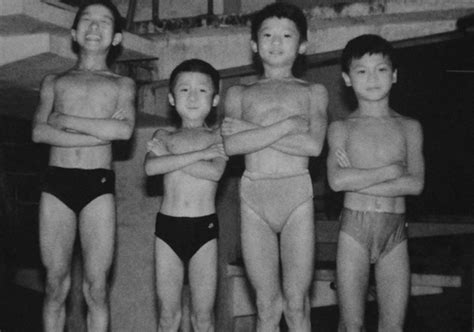 Ngắm vẻ thư sinh đẹp trai của cựu hot boy làng thể thao Trung Quốc