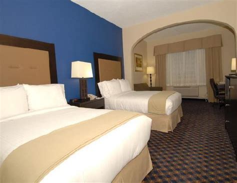 Holiday Inn Express - Houston - UPDATED 2018 Prices & Hotel Reviews (TX ...