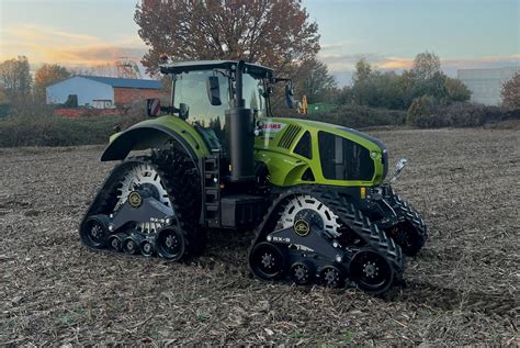 First Claas Axion With Poluzzi Tracks Profi