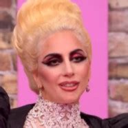 Les Gays Mont Aid Devenir Une Femme Gay