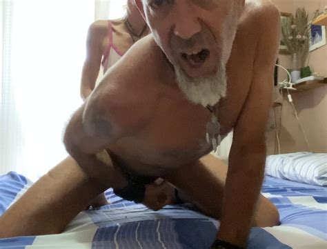 PEGGING HER FACE OF PLEASURE IN CLOSEUP Nude Pics XHamster