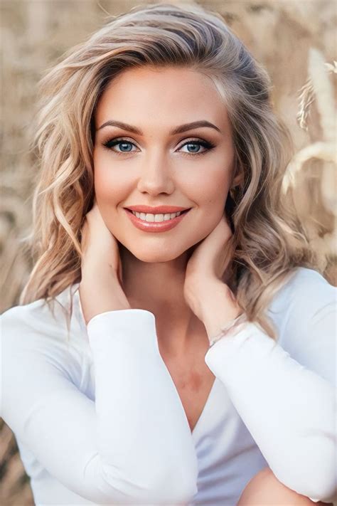 Beautiful German Woman Tatiana From Munich With Blonde Hair Yo ID LadaDate