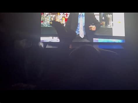 Cliente de masaje quiere más que el masaje erótico que ordenó XVIDEOS