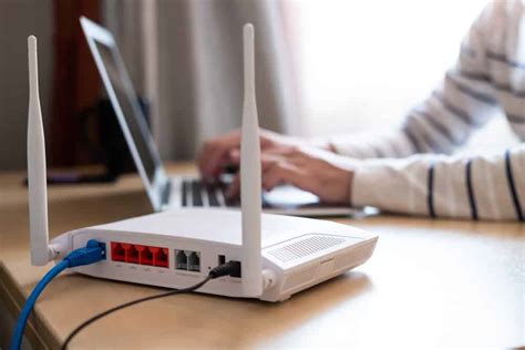 What Is A Dual Band Router Overview Features Pros Cons