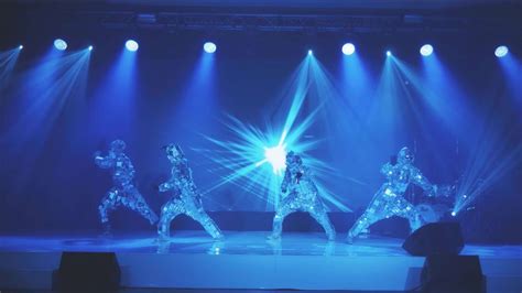 mirror dance group event dancers  hire