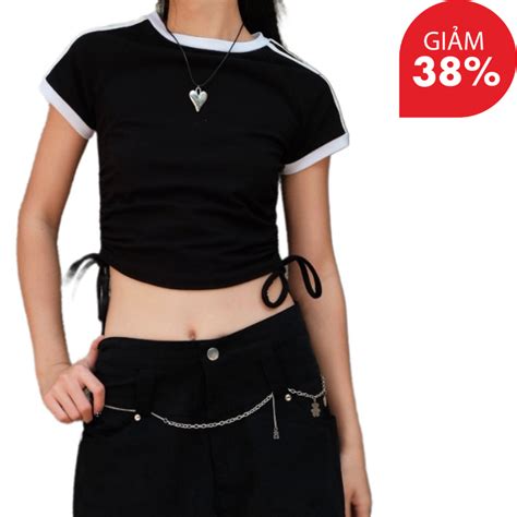 5 mẫu áo thun hot hit chưa có dấu hiệu hạ nhiệt của năm 2023 ELLE