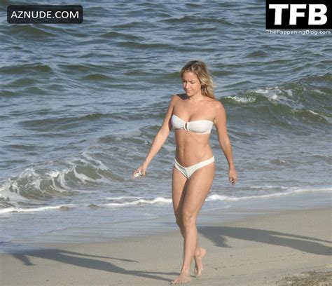 Kristin Cavallari Sexy Seen Flaunting Her Hot Figure Wearing A White Bikini At The Beach In Los