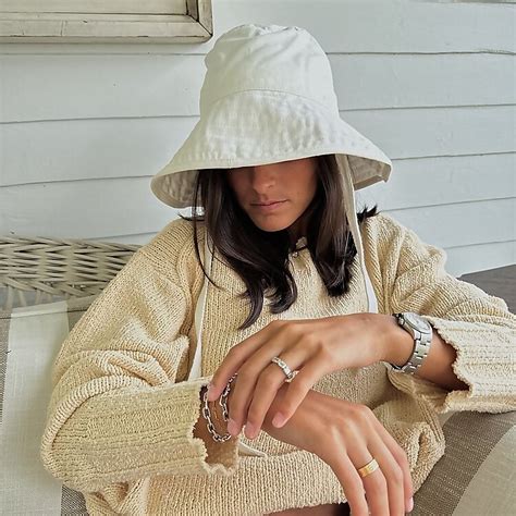 Top 100 Lesbian Influencers In 2025