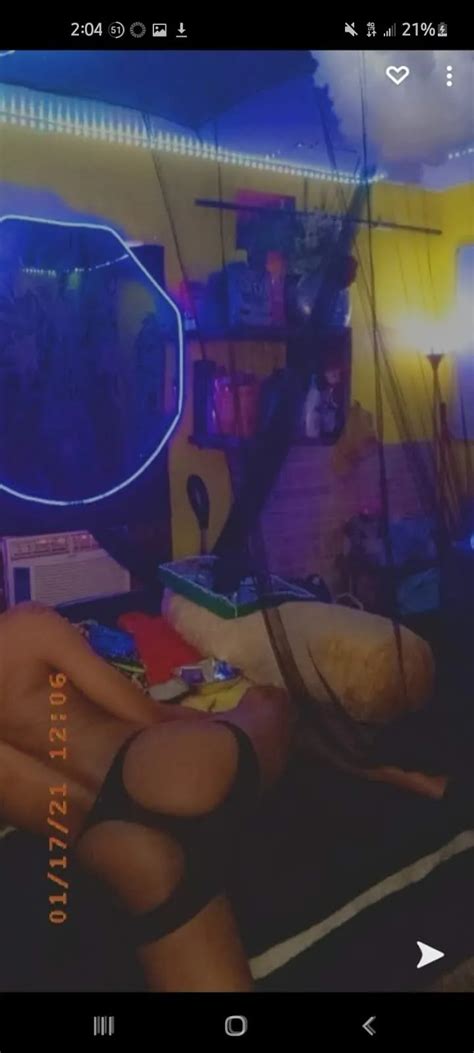 Krispy Things Nude Pics Xhamster