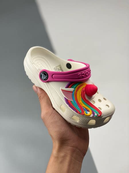 Тапочки Crocs Crocs Sarah Clog - купить с доставкой по выгодным ценам в ...
