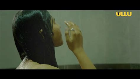 Hot Bathing Scene Fareeb YouTube