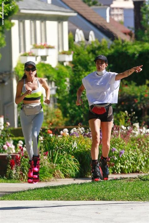 Elisabetta Canalis Nude OnlyFans Leaks Fappening Page FappeningBook