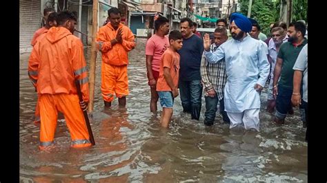 Flood Alert In Punjab Cm Bhagwant Mann Asks Ministers Officers To