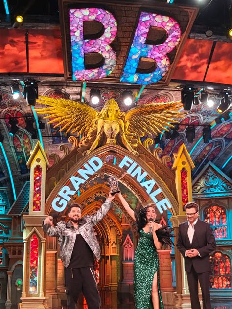 Bigg Boss Ott 3 Finale Highlights Sana Makbul Wins The Trophy Goes