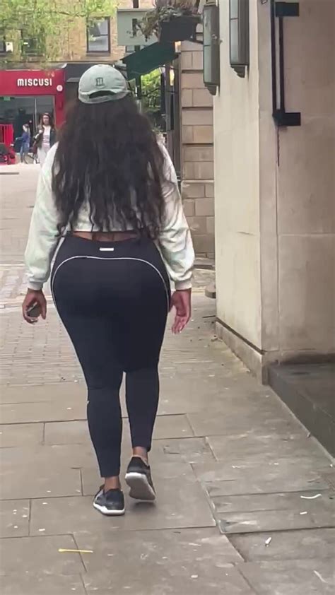 Fit Ebony Ass Walking In Yoga Pants Thisvid