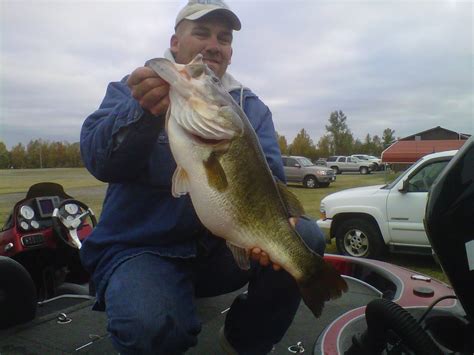 Catching River Bass – Ultimate Bass