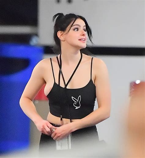Ariel Winter Areola Slip Hot Celebs Home