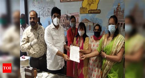 Over Sex Workers In Pune Look For Alternate Livelihood Shows Study Pune News Times Of India