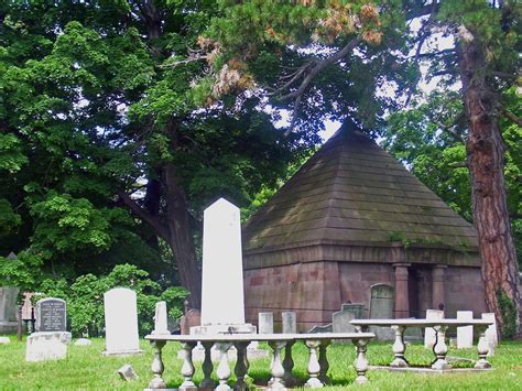 Old Town Cemetery — Newburgh Preservation Association
