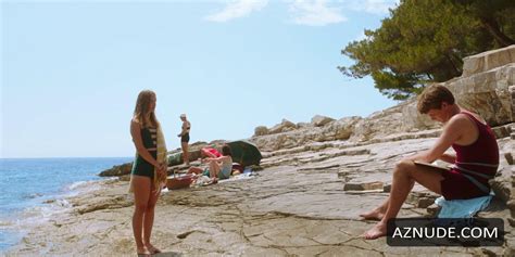 ANNA CHANCELLOR Nude AZNude