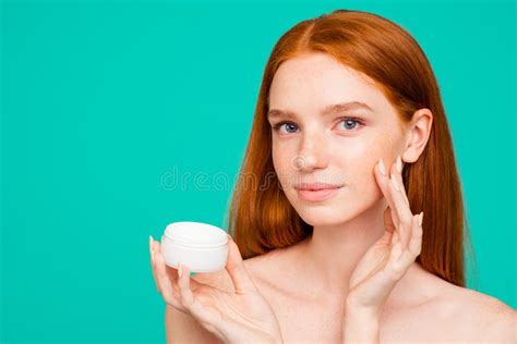 Close Up Portrait Of Nude Red Haired Girl With Shiny Pure Clean Stock Photo Image Of Freckles