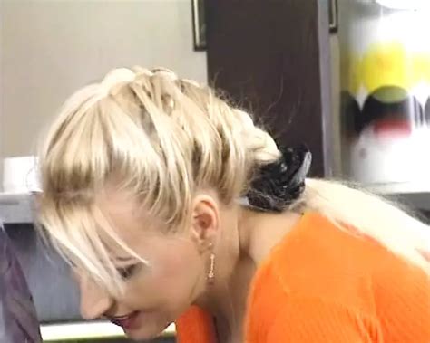 Vidéos porno gratuites Blonde Allemande xHamster