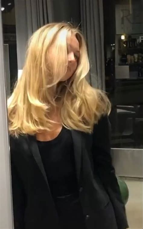 Pin On Hair Long Hair Cuts Blonde Hair Inspiration Hair Inspiration