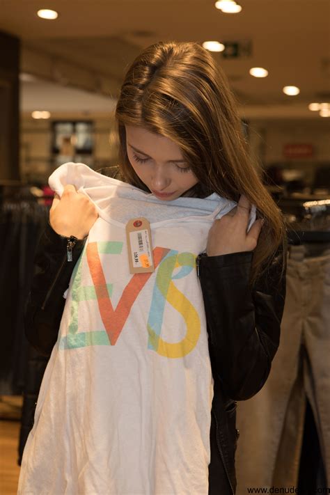 Mila Azul Undressed Shopping AllFineGirls DenudeArt 88 Porn Pic